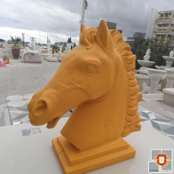 TETE DE CHEVAL JAUNE